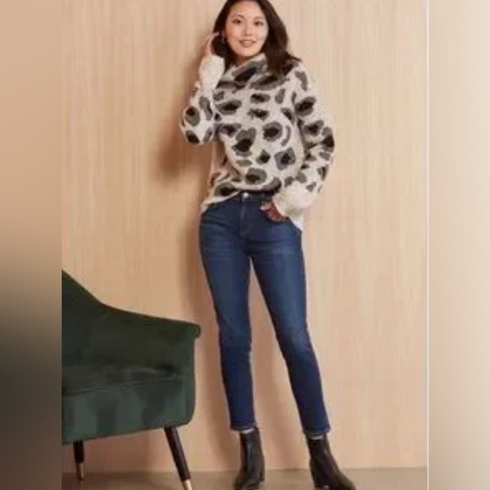 🤍 🐆 RD Style Leopard Small Turtleneck Pullover 🐆🤍